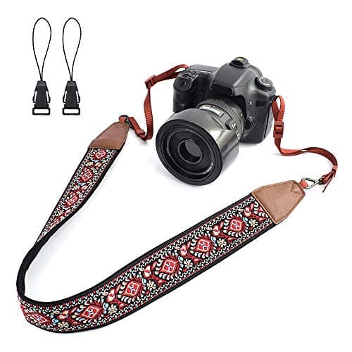 Retro Red Pattern Camera Strap: Comfort meets Style