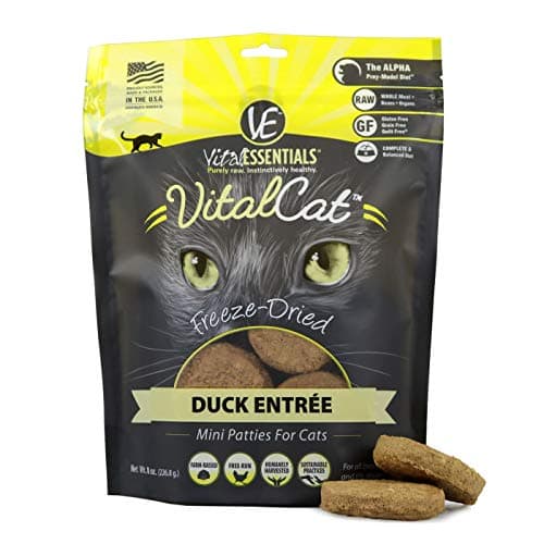 Vital Essentials Duck Mini Patties: Purr-fectly Juicy Cat Cuisine!